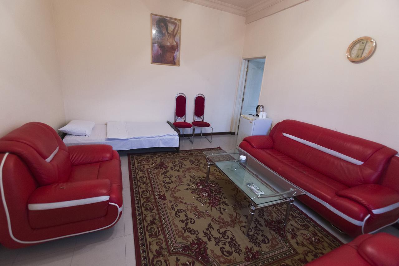 Aratta Hotel Argavand Exterior photo