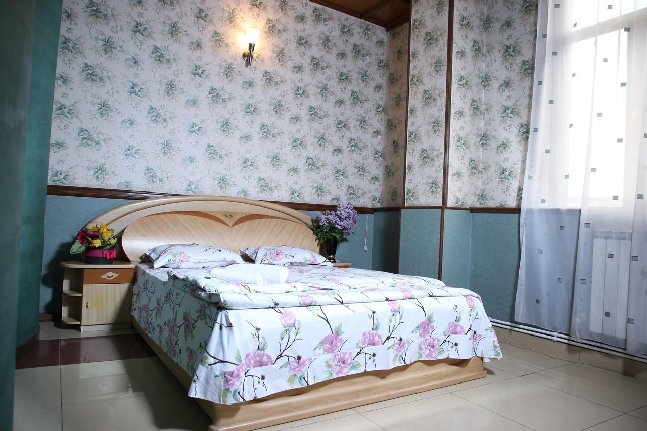 Aratta Hotel Argavand Exterior photo